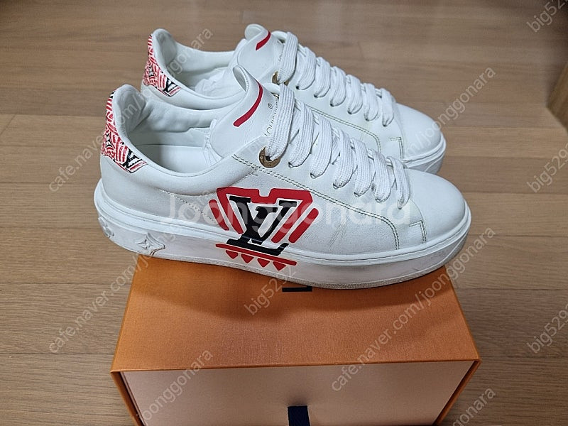 루이비통 크래프티 타임 아웃 여성 스니커즈36(235)--1