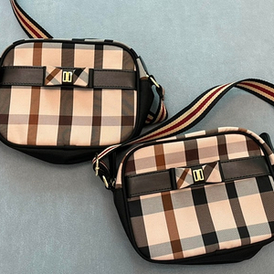 닥스 키즈 크로스백 리본체크가방(여아 아동)