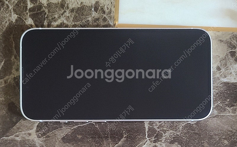 아이폰 13 256G 화이트 상태good--1