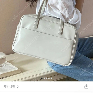 빅 스퀘어 쇼퍼백 (머드아이보리)