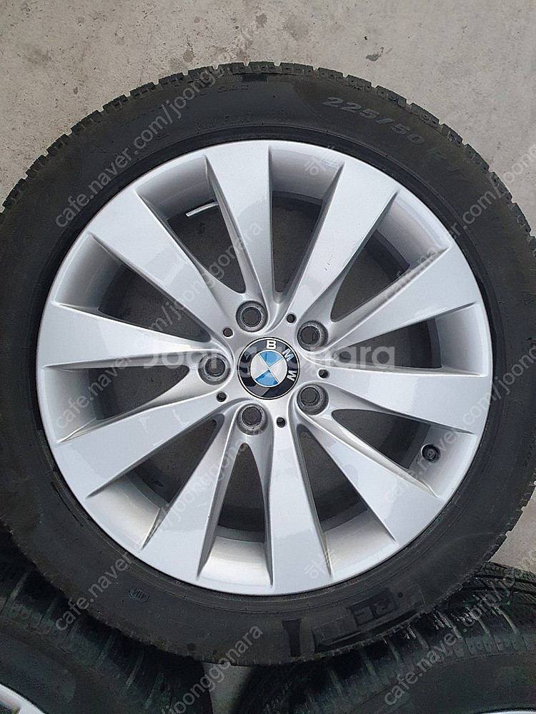 F30 320d 후기 LCI 17휠 스노우타이어--4
