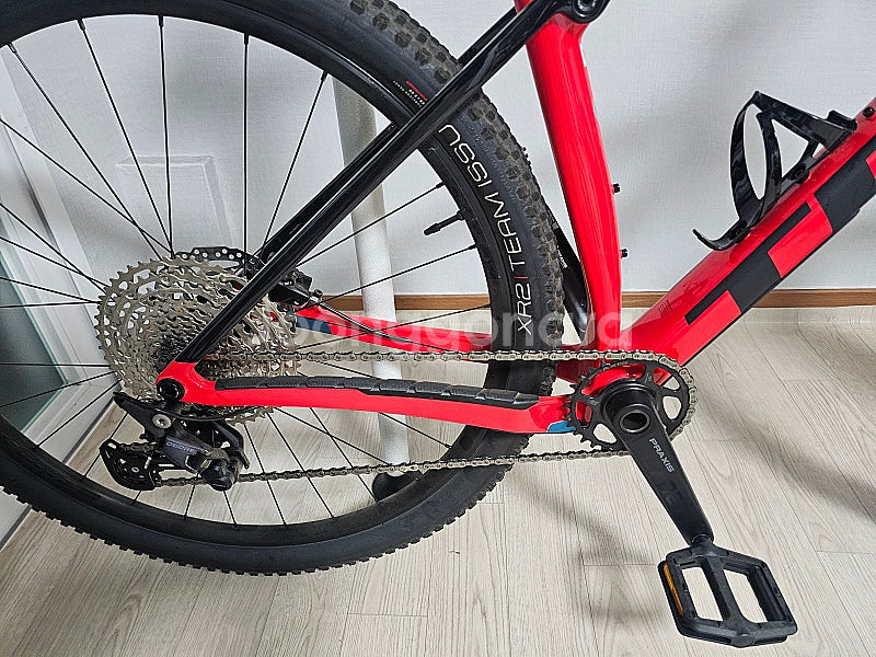 트렉 mtb 카본프레임 프로칼리버 9.5 팔아요(자전거...--4