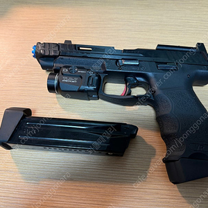 x-craft 브롱테스 스슬 올라간 VFC vp9 팝니다.