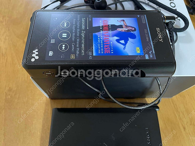 소니 NW-WM1A 팝니다.--1
