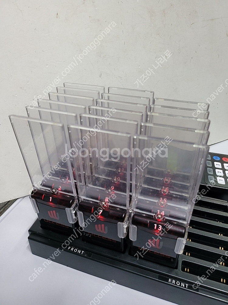리텍 진동벨 17개, 번호발신기 1개 팝니다(네고가능)--2