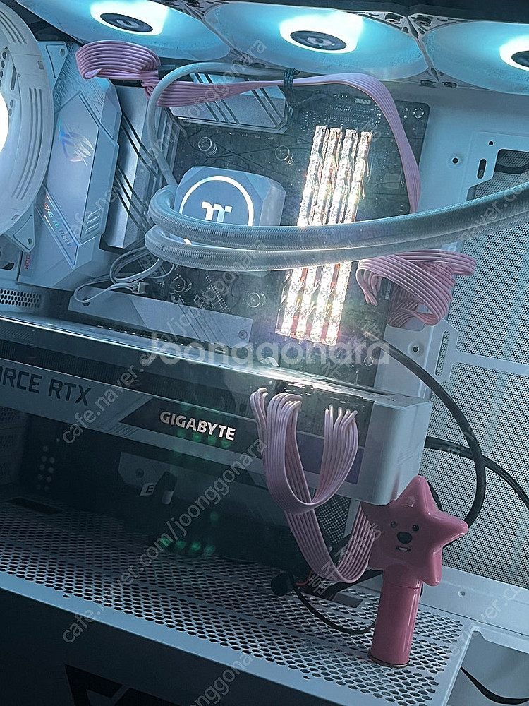 Gigabyte RTX3070 Vision--3