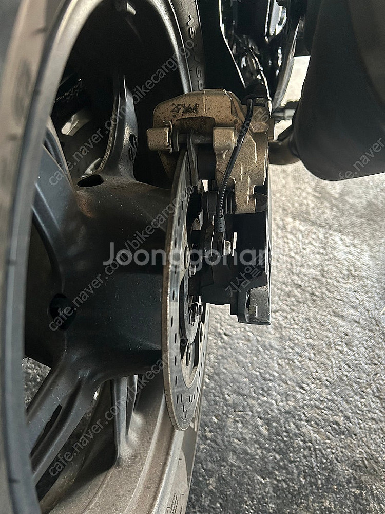 BMW G310R 23년식 블랙 컬러(22년 10월 구...--5