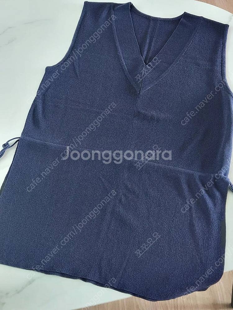 (새상품) 브이넥 니트 조끼, 허리끈 조절 니트 베스트...--1