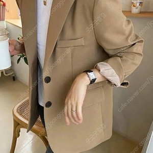 여성 출근룩 봄 가을 간절기 오버핏 어니스트 레어자켓 하객코디