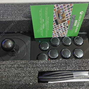 8bitdo 엑스박스 조이스틱 팝니다. 엑박스틱