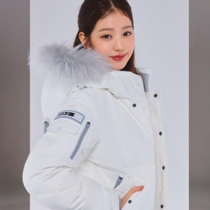 아이더 장원영 패딩 스투키 스노우 에디션 새상품 m