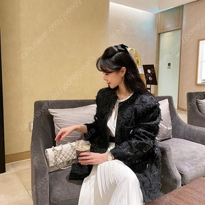 바이씨니 단독수술자켓 블랙