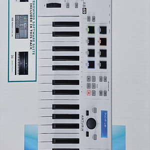 Arturia Keylab Essential 49건반 판매합니다