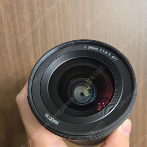 니콘 24mm f1.8s판매합니다.