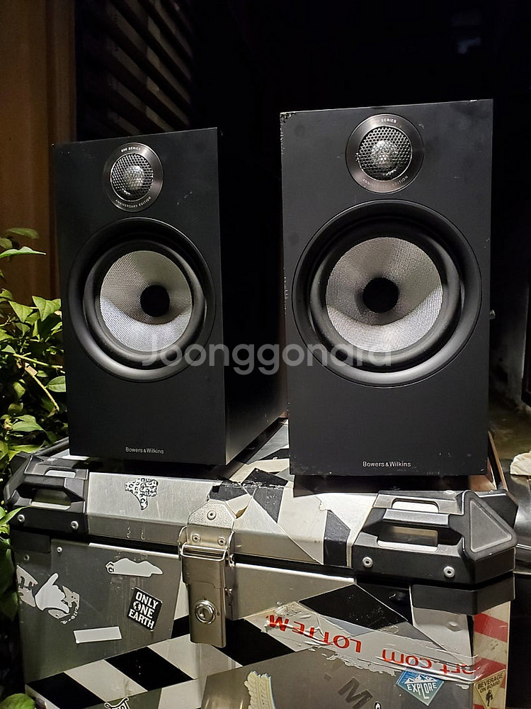B&W 보위스위캔스 606s2--1