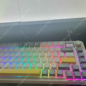 FL-ESPORTS CMK75 밀키 황축 풀박스 판매합니다.