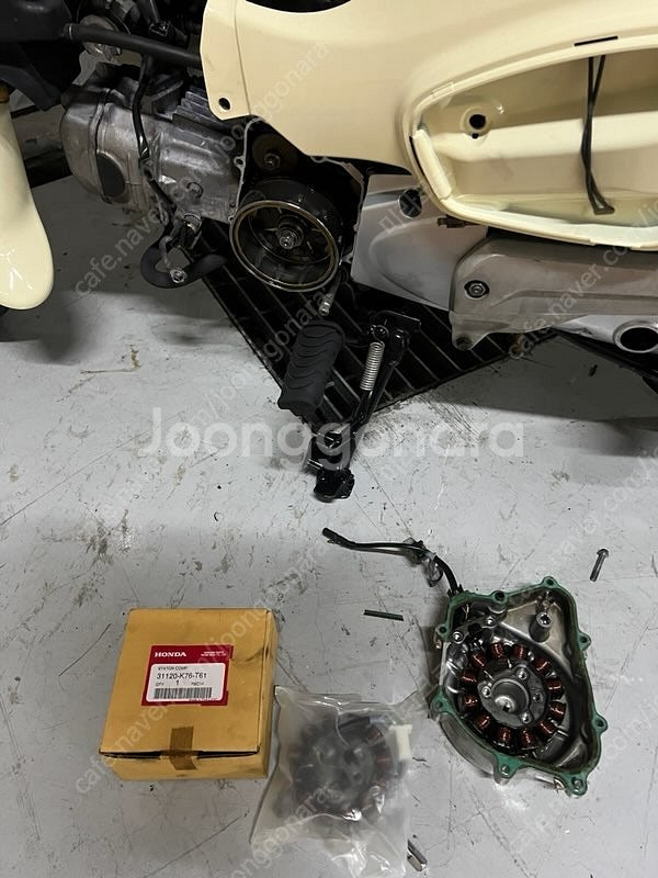 혼다 슈퍼커브 베이지 19년식 판매--9