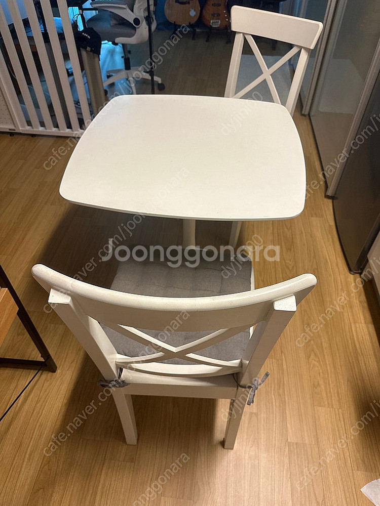 이케아 독스타 테이블과 잉울프 의자--0