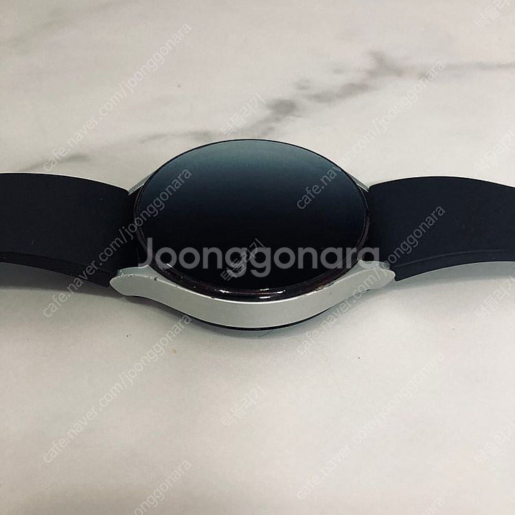 갤럭시 워치5 실버 44MM 케이블포함 매우깨끗 8만원...--2