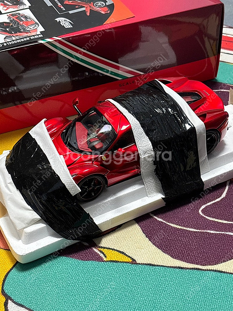 1:18 BBR 라페라리 해밀턴 다이캐스트--0