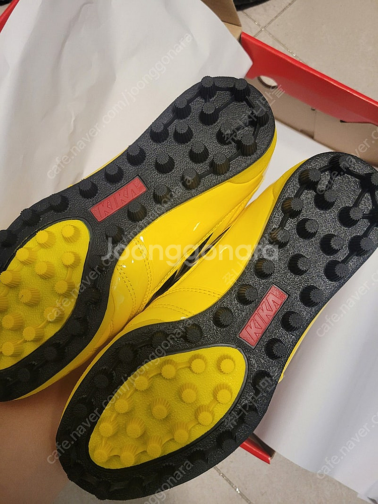 새상품 축구화230 택포--2