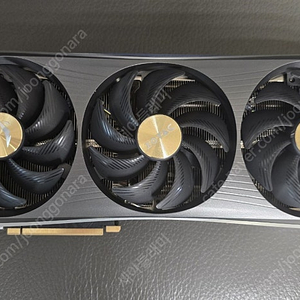 ZOTAC GAMING 지포스 RTX 4090 AMP EXTREME AIRO D6X 24GB 판매합니다