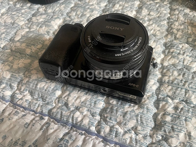 소니 a6000 미러리스 카메라 판매합니다--1