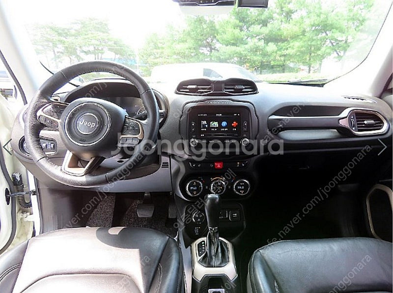 중고차 지프 레니게이드 2.0 디젤 AWD 리미티드 중...--2
