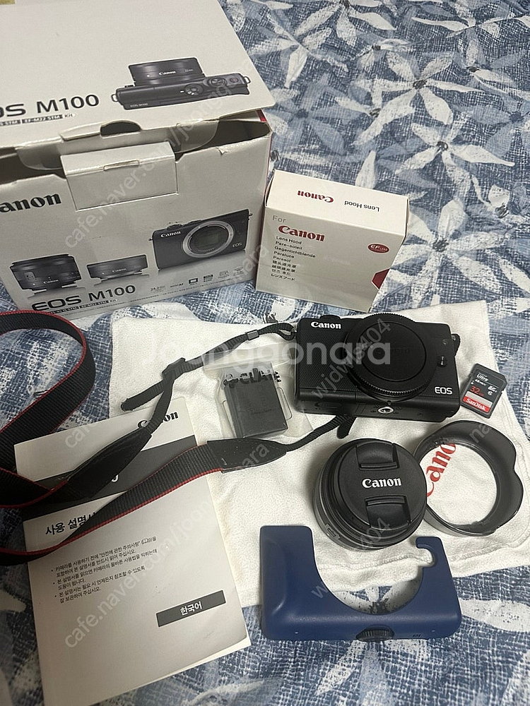 캐논 eos m100 카메라 판매합니다.--0