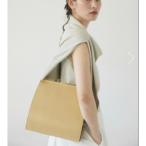 urbanic30 brass clasp bag 얼바닉30 클래스프백