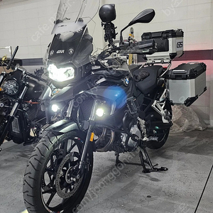 BMW F750GS(22년10월출고 4223km주행 무쿵 풀튜닝)