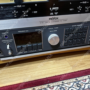 리복스(Revox) 튜너 B760