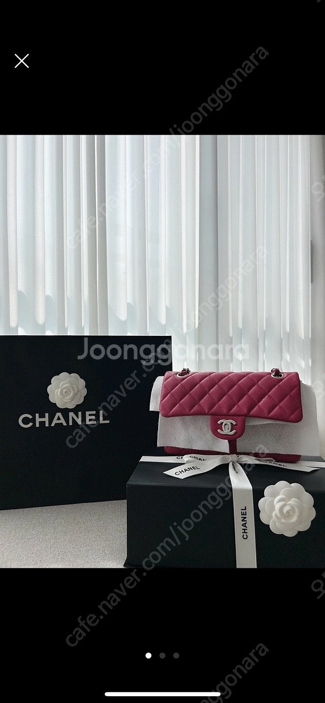 샤넬 클래식 스몰 라즈베리 은장 캐비어 새상품--1