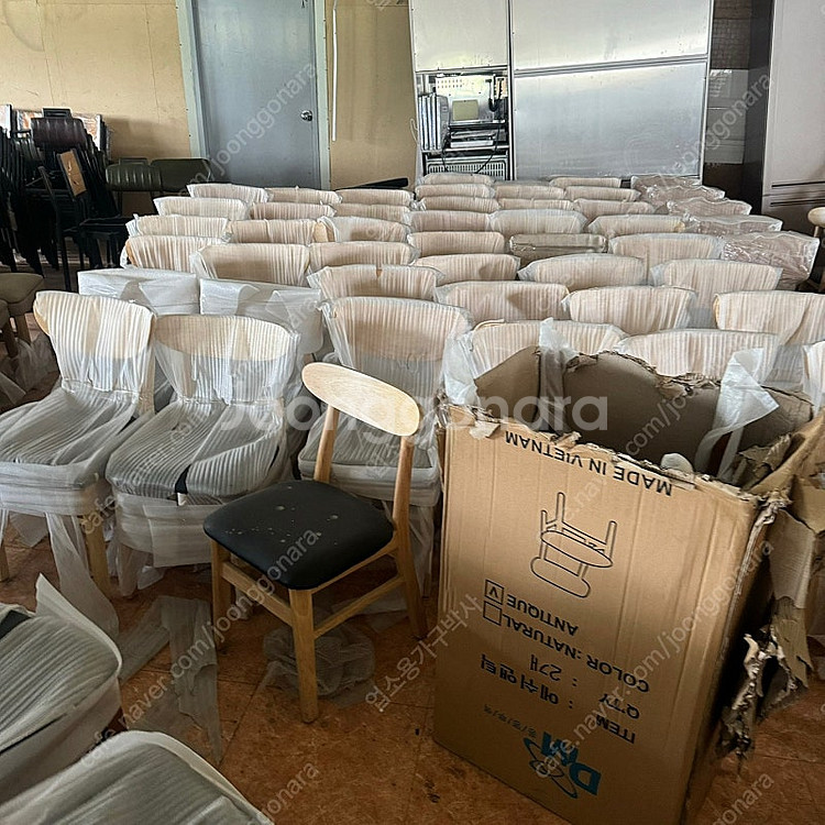중고나무의자 원목의자 카페 업소용 식탁--0