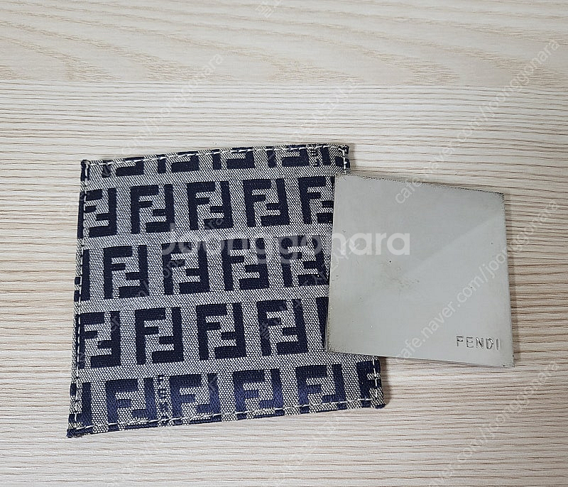 정품) 팬디 거울--0