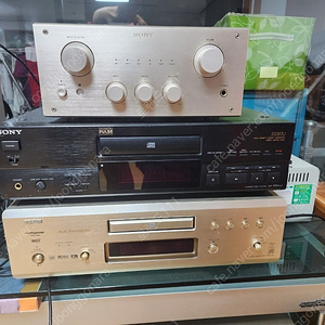 SONY CD PLAYER 333ESJ