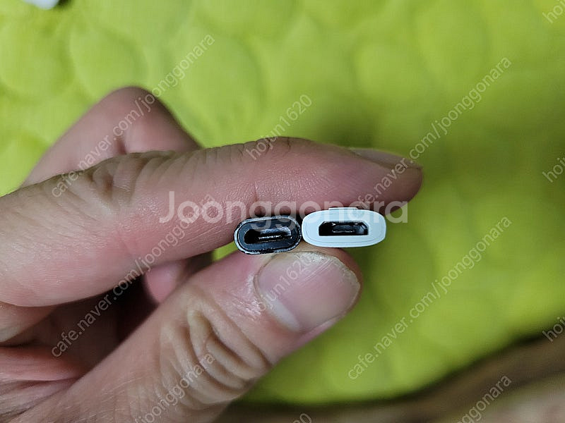 모바일 주변기기를 1개당 100원에 판매합니다!--4
