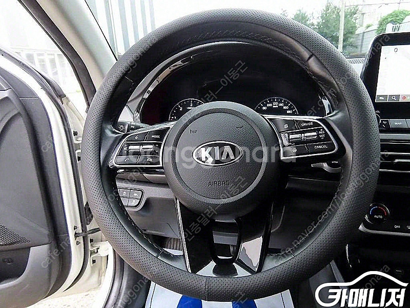 [기아]셀토스 디젤 1.6 2WD 프레스티지 (5인승)...--7