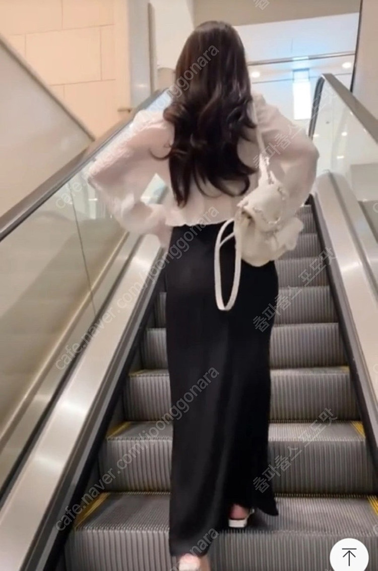 엔뉴엘 패리스스커트 이미지