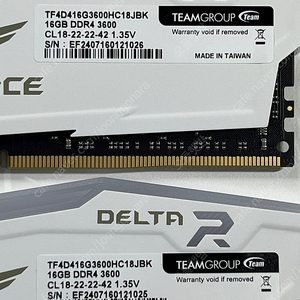 (예약품)T-Force DDR4 32G PC4-28800 CL18 Delta RGB 화이트 (16Gx2)