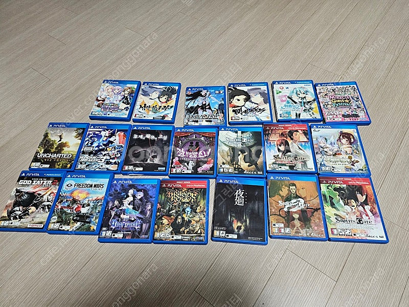 ps vita 2세대 2000일판 외 타이틀 8개--4