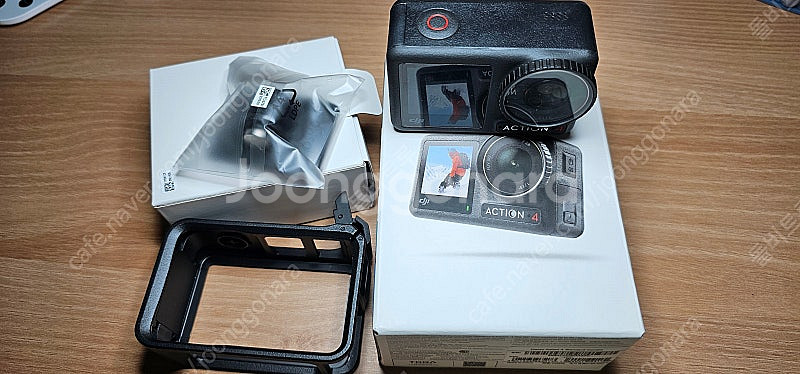 DJI 오즈모액션4 스탠다드 콤보 + 케어리프레쉬(~2...--0