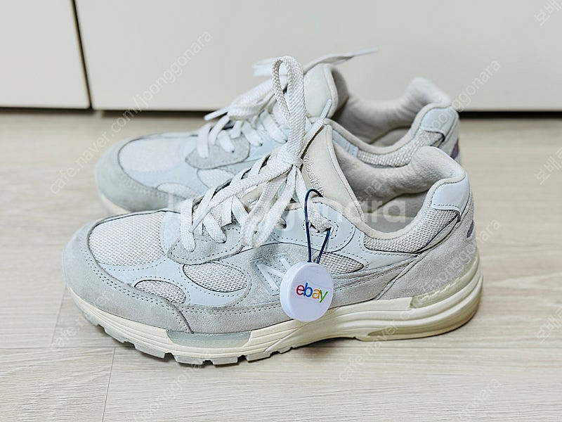 NewBalance 992 White Silver 25...--1