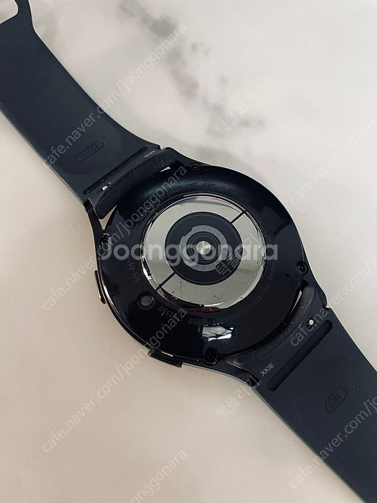 갤럭시 워치5 블랙 44MM 케이블포함 S급 8만5천원...--4