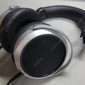 Hifiman He400se 헤사세 s급 팝니다.