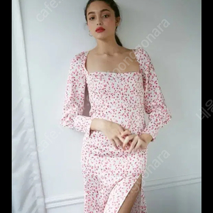 낫유어로즈 Rosepetal slit dress