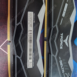 TeamGroup T-Force DDR5-6400 CL40 Delta RGB 패키지 서린 (32GB(16Gx2)) 중고