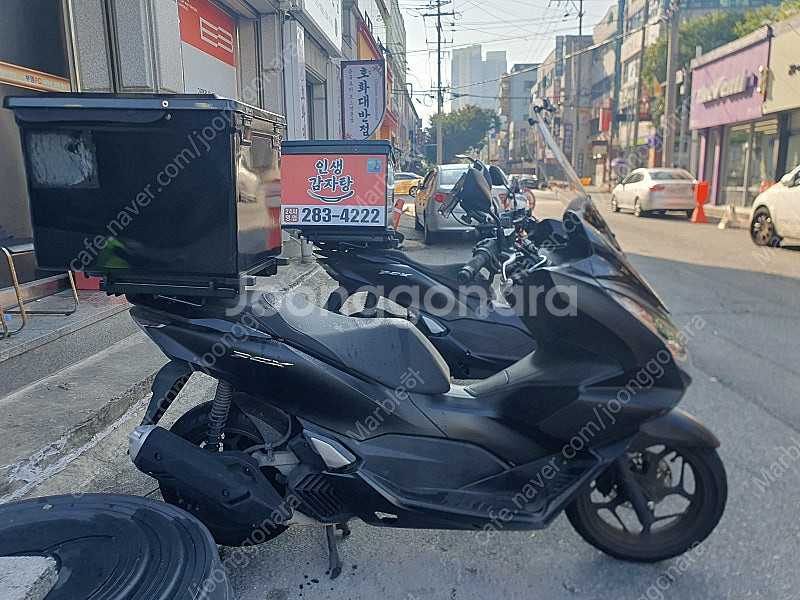 혼다 PCX 125 22년식 판매합니다--1