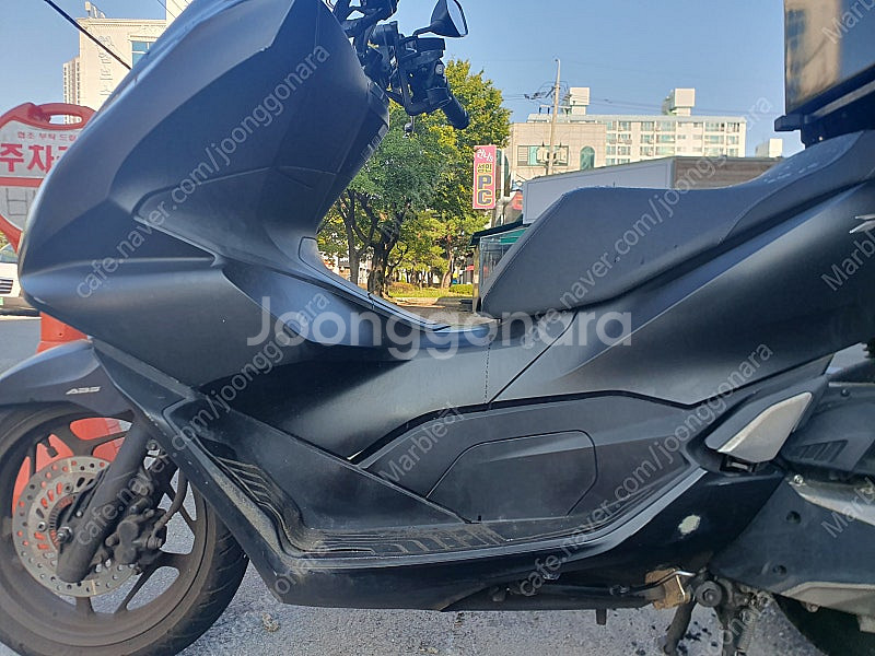 혼다 PCX 125 22년식 판매합니다--3