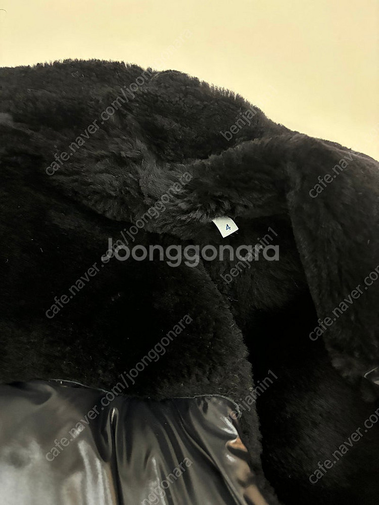 몽클레어 여성 양털 무스탕 g20931a00085 4사...--4